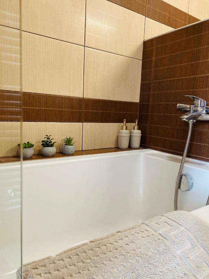 Apartment Mira Ruzomberok Ngoại thất bức ảnh